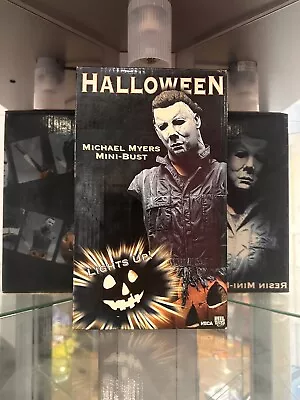 Buy Neca Michael Myers Halloween Mini Bust Light Up • 10£