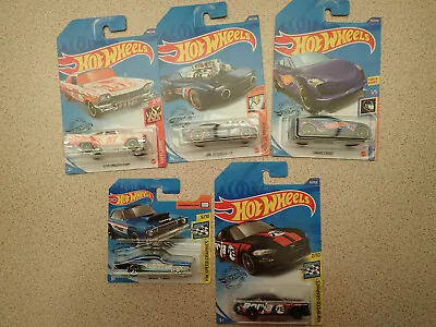 Buy Joblot Of 5 X Mixed Hot Wheels Mint In Sealed Packet. JL16 • 24.99£