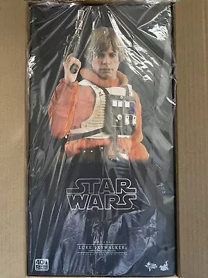 Buy Hot Toys Snowspeeder Luke Skywalker 1/6 MMS585 Brand New • 260£