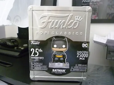 Buy Funko Pop! Batman (Funko 25th Anniversary DC Comics) #01C 2023 • 77.08£