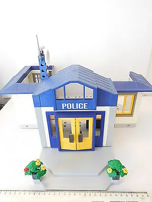 Buy Playmobil 3165 3988 POLICE STATION [Spare Part  Replacements] • 0.99£