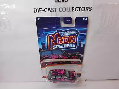 Buy Hot Wheels Neon Speeders Datsun 510 Wagon #2/8  Real Riders • 14.99£