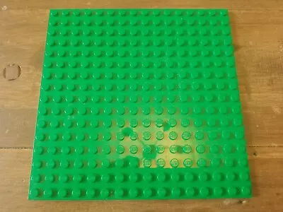 Buy LEGO 16x16 GREEN BASE PLATE 91405 EXCELLENT CONDITION!! • 2.50£
