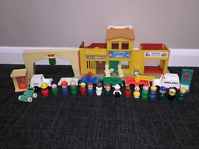 Buy Vintage 1973 FISHER PRICE Little People MAIN STREET Town Playset + Figures Cars • 34.99£