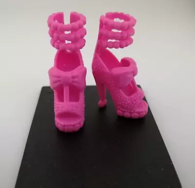 Buy MONSTER HIGH Barbie Bratz Disney #31 Doll Accessory - Shoes Boots • 4.04£