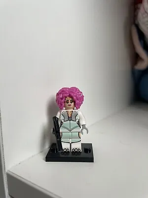 Buy LEGO Star Wars Theelin Dancer Minifigure • 10£