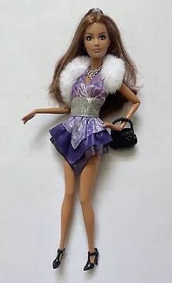 Buy Barbie Fashion Fever Teresa In Fashion • 30.83£