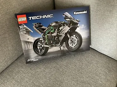 Buy LEGO Technic Kawasaki Ninja H2R Motorcycle 42170 Brand New • 58.99£