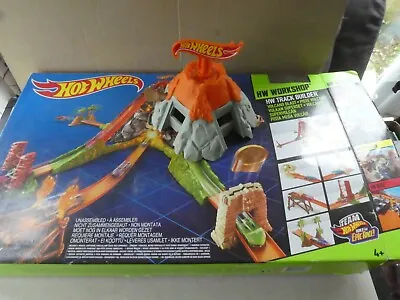 Buy Hot Wheels Volcano Blast  Part Wind Up Centre Part As Seen In The Photo • 14.99£