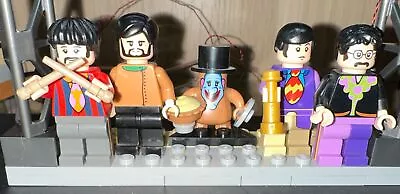 Buy Lego Beatles & Jeremy Mini Figures Yellow Submarine 21306 - Lennon-McCartney • 95£