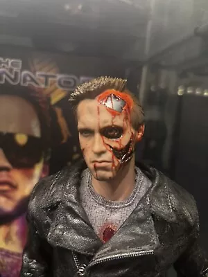 Buy Hot Toys Battle Damaged T1 Terminator Headsculpt • 90£