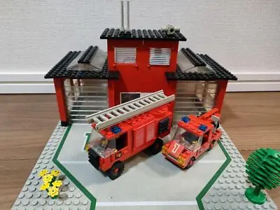Buy LEGO Town VINTAGE 6382 Fire Station FIREHOUSE 1981 Near Complete • 109.40£