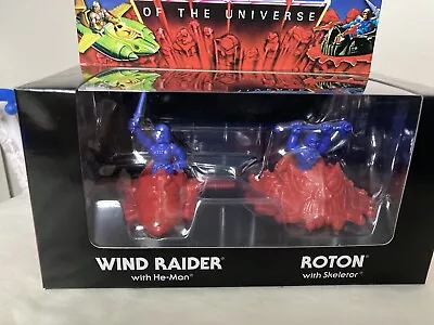 Buy Masters Of The Univers Muscle Super 7 He-Man And Skeletor Set • 10.50£