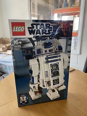Buy Lego Star Wars: R2-D2 10225 Ultimate Collectors Series - Brand New Sealed • 197£