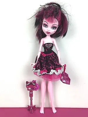 Buy Monster High Doll Draculaura Sweet 1600 • 39.05£