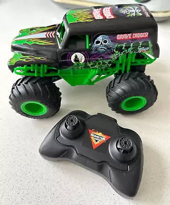 Buy MONSTER JAM Grave Digger RC Remote Controlled Truck 1:24 Rare Hot Wheels *NEW* • 2.99£