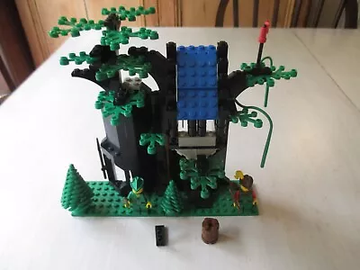Buy Lego Castle 6054 Forestmen's Hideout/Robin Hood's Tree Hideaway • 40£