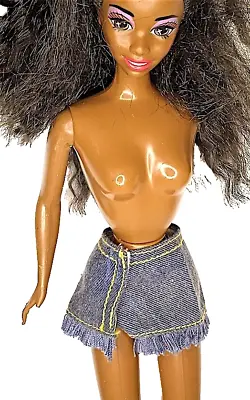 Buy 1998 BARBIE BUTTERFLY ART Mattel - Mini Skirt Denim Jeans With Fringe B1204 • 7.20£