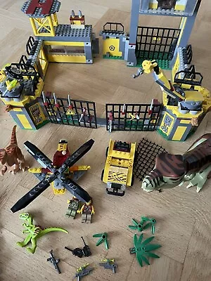 Buy LEGO Dino Defense HQ 5887 Similar To Jurassic • 60£