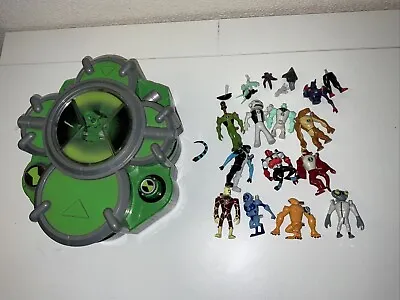 Buy Bandai Ben 10 2008 Cartoon Networks Electronic Game Carry Case With X11 Figures • 22.99£