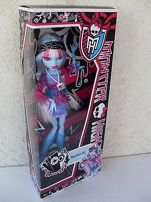 Buy Abbey Bominable Monster High Vip V.i.p Doll Muneca Mh 2012 Ok Y7695 Y7692 • 171.61£