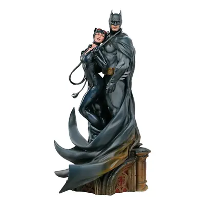 Buy Batman And Catwoman Diorama - Sideshow Collectibles • 849.99£