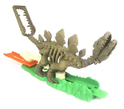 Buy 2008 Mattel Hot Wheels Trick Tracks Backbone Fossil Dinosaur Dino Replacement  • 14.17£