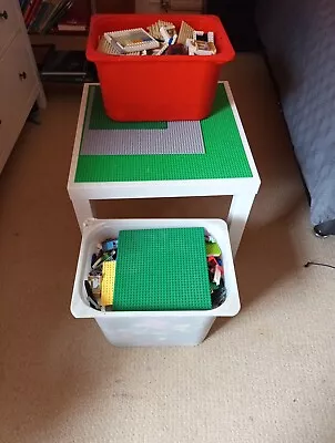 Buy Mix Of Lego With A Table • 50£