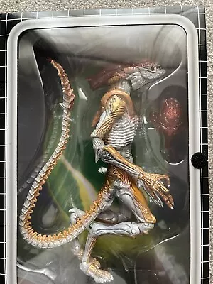 Buy NECA (Kenner Tribute) Aliens - PANTHER ALIEN With Magnetic Attack Parasite! NOS • 30£