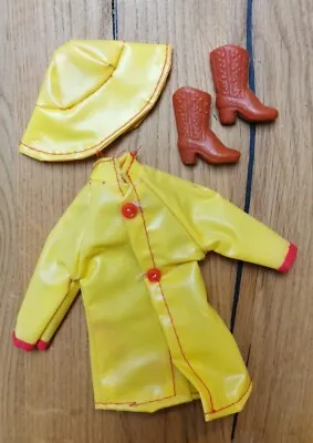 Buy Vintage Karina Busch Topsi Fashion Outfit Raincoat & Hat 1985 Barbie • 4.29£