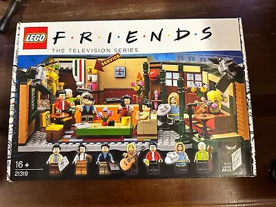 Buy Lego 21319 Ideas. Friends. Central Perk New But Small Damage • 88£