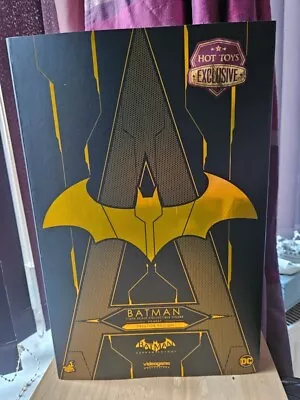 Buy Hot Toys Batman Arkham Knight Prestige Edition • 325£