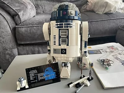 Buy Lego Star Wars 75379 R2-D2 • 30£