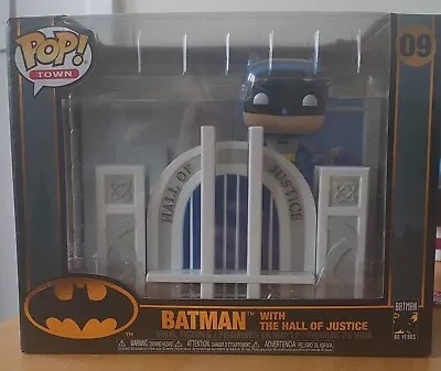 Buy FUNKO POP! Vinyl Collection - Batman 80th #09 - Batman With The Hall Of Justice • 12£