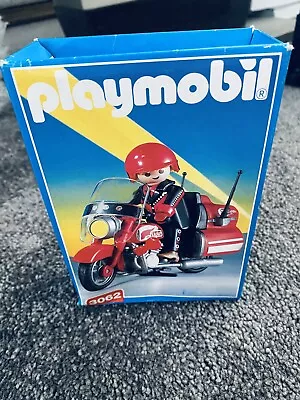 Buy Playmobil 3062 Highway Motorcycle Includes Motor Bike And Man With 5 Helmets • 5£