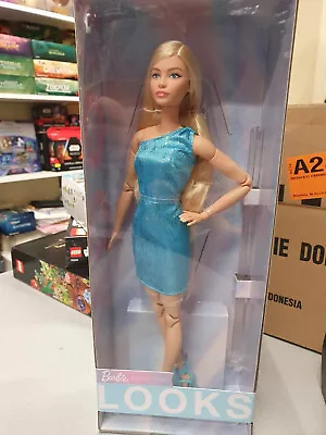 Buy Barbie Signature Looks Blue Blonde Hair Dress - Mattel • 46.25£