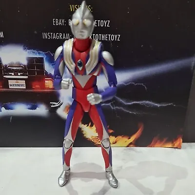 Buy Ultraman Tiga Action Figure Articulated Loose (A18) • 29.99£