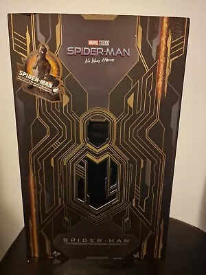 Buy Hot Toys Spiderman No Way Home Black & Gold Suit • 140£