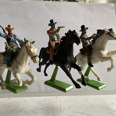 Buy 3 VERY RARE Matte Hand-painted 1/32 Britains Deetail Wild West Cowboys Mounted • 6.50£