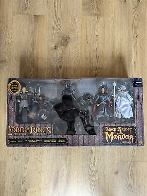 Buy Lord Of The Rings: Return Of The King - Black Gate Of Mordor Figure Gift Pack • 95£