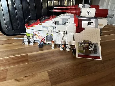 Buy Lego Star Wars Republic Gunship 7676 +2xPilot Clones • 75£