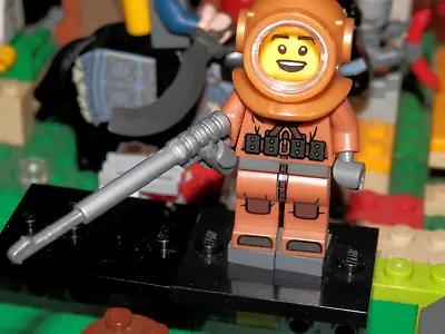 Buy Lego Minifigures - Series 8 - Deep Sea Diver  - Lego Mini Figure • 7.95£