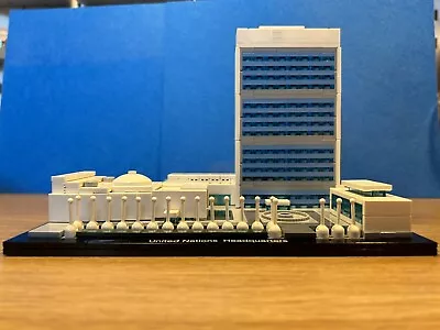Buy LEGO LEGO ARCHITECTURE: United Nations Headquarters (21018) • 20£