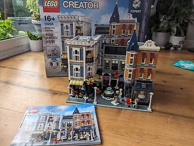 Buy LEGO Creator Expert Assembly Square 10255 • 125£