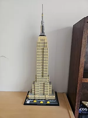 Buy LEGO Architecture Empire State Building (21046) • 70£