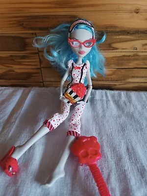 Buy Monster High - Ghoulia Yelps - Dead Tired (2011) • 25.69£