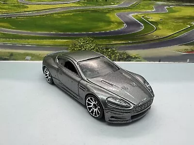 Buy Hot Wheels Aston Martin DBS Silver • 2.50£