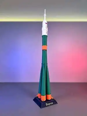 Buy Hot Toy 1:120 Scale CCCP Soyuz Р-7 R-7 Carry Rocket Model Finished Painted • 78.47£