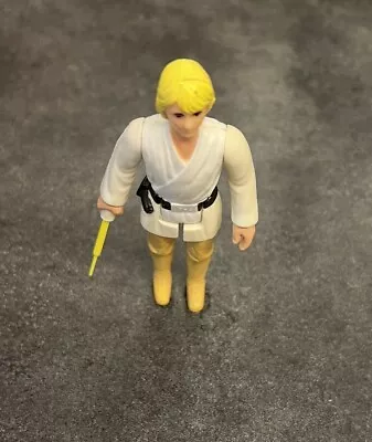 Buy Vintage Star Wars Figure - Luke Skywalker (Farmboy / Yellow) - 1977 - Complete • 33.99£