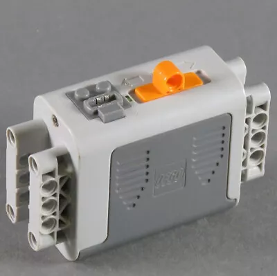 Buy LEGO® TECHNIC Power Functions Battery Box 8881 Battery Box Technology (A2) • 15.51£
